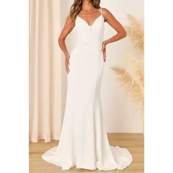 LULU'S SZ S White Confident Romance Plunge V-Neck Sleeveless Maxi Dress NEW B38 - Picture 1 of 6